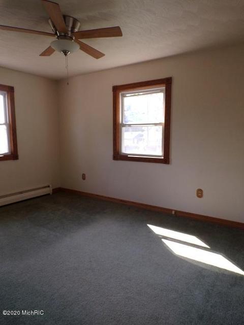 202 Michael Ave, Shepherd, MI 48883 photo 6