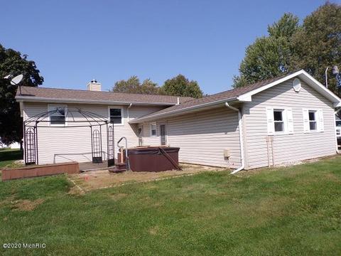 202 Michael Ave, Shepherd, MI 48883 photo 15