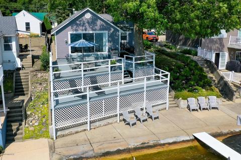 1241 Willow Dr, Colon, MI 49040 photo 1