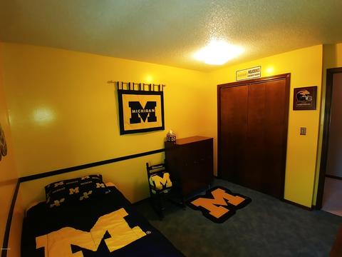 1691 Springbrook Dr, Jenison, MI 49428 photo 14