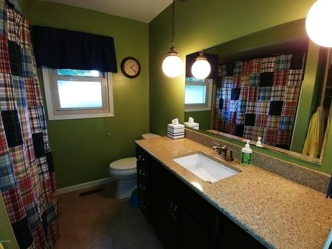 1691 Springbrook Dr, Jenison, MI 49428 photo 15