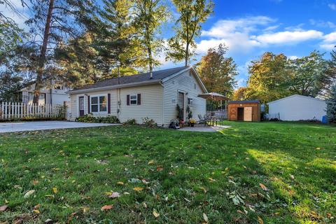 2640 Lansing St, Crystal, MI 48818 photo 2