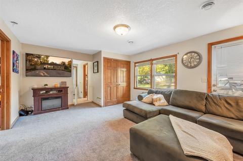 2640 Lansing St, Crystal, MI 48818 photo 10