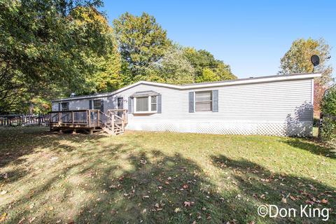 5006 Chickering Rd, Belding, MI 48809 photo 2