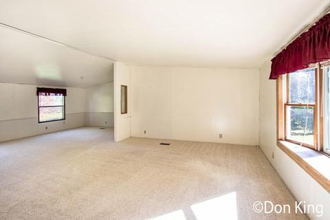 5006 Chickering Rd, Belding, MI 48809 photo 3