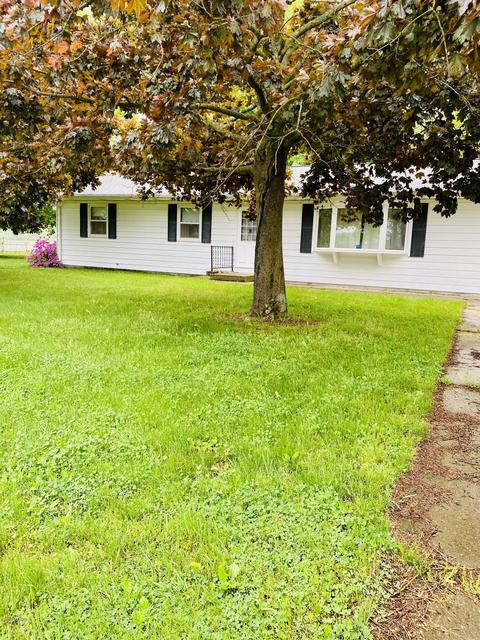 19225 Moorepark Rd, Three Rivers, MI 49093 photo 4