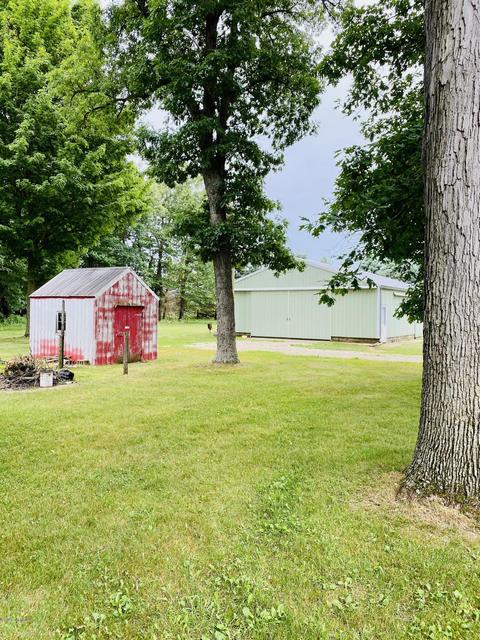 19225 Moorepark Rd, Three Rivers, MI 49093 photo 9