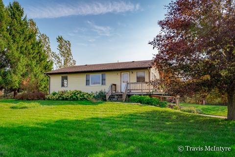 9983 Button Rd, Belding, MI 48809 photo 1