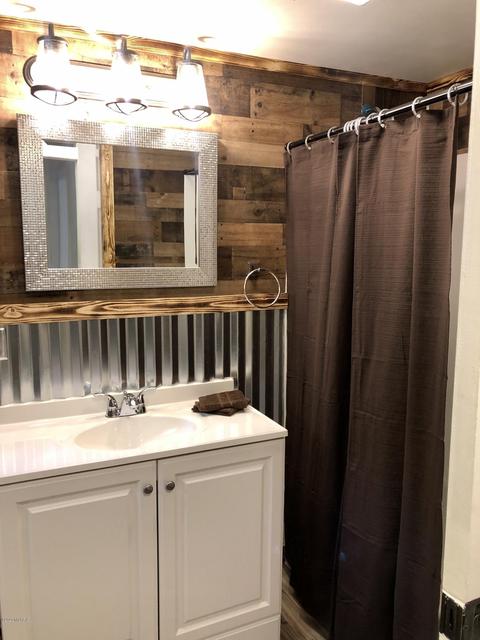 624 E Lewis St, Whitehall, MI 49461 photo 28