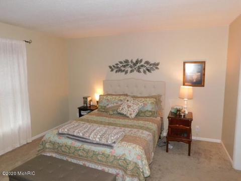 632 S Fall River Dr, Coldwater, MI 49036 photo 22
