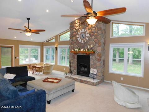 632 S Fall River Dr, Coldwater, MI 49036 photo 14