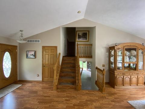 5334 S Meridian Rd, Jackson, MI 49201 photo 9
