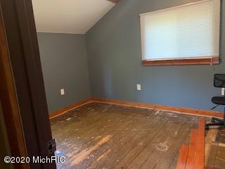 306 N Higbee St, Lyons, MI 48851 photo 13