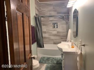 306 N Higbee St, Lyons, MI 48851 photo 17