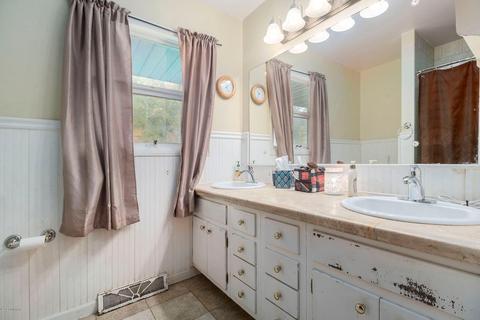 163 Highfield Rd, Marshall, MI 49068 photo 14
