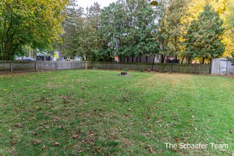 524 Amity St SE, Lowell, MI 49331 photo 15