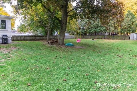 524 Amity St SE, Lowell, MI 49331 photo 14