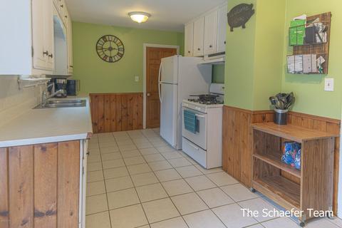 524 Amity St SE, Lowell, MI 49331 photo 8
