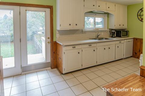 524 Amity St SE, Lowell, MI 49331 photo 7