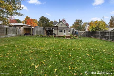 822 James St, Belding, MI 48809 photo 24