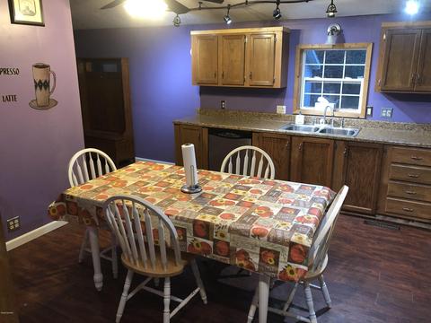 524 6th St, Plainwell, MI 49080 photo 17