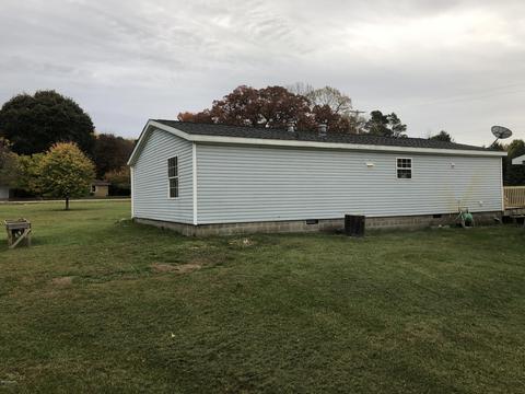524 6th St, Plainwell, MI 49080 photo 2