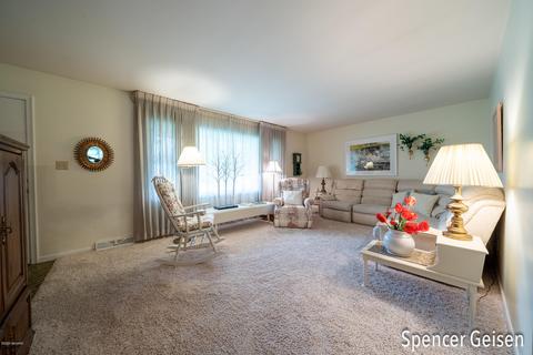 434 Levac Dr, Belding, MI 48809 photo 7