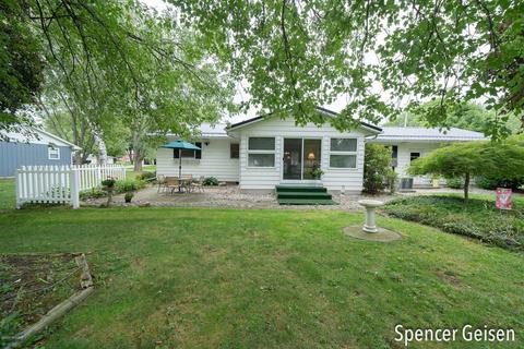 434 Levac Dr, Belding, MI 48809 photo 35