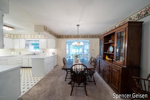 434 Levac Dr, Belding, MI 48809 photo 9