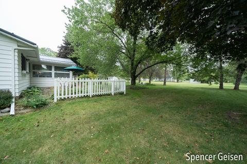 434 Levac Dr, Belding, MI 48809 photo 33