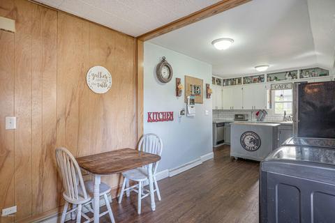 108 W May St, Belding, MI 48809 photo 13