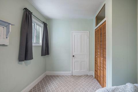 108 W May St, Belding, MI 48809 photo 7