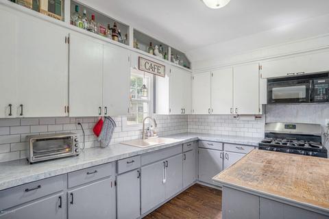 108 W May St, Belding, MI 48809 photo 10