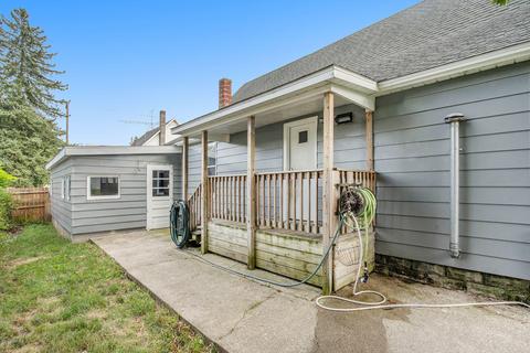 108 W May St, Belding, MI 48809 photo 25