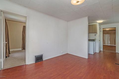 705 Spring St, Three Rivers, MI 49093 photo 7