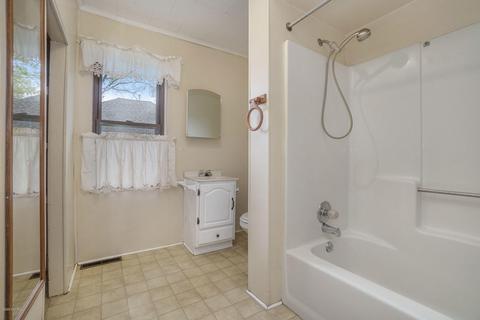 705 Spring St, Three Rivers, MI 49093 photo 12