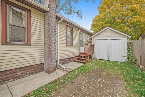 705 Spring St, Three Rivers, MI 49093 photo 3