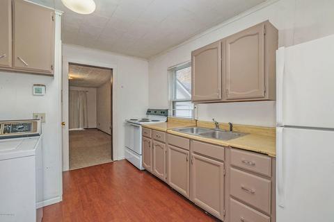 705 Spring St, Three Rivers, MI 49093 photo 9