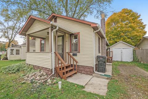 705 Spring St, Three Rivers, MI 49093 photo 2