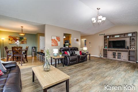 2154 Shiloh Pt SE, Grand Rapids, MI 49546 photo 8
