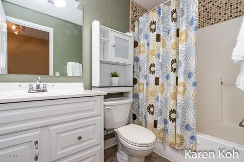 2154 Shiloh Pt SE, Grand Rapids, MI 49546 photo 24