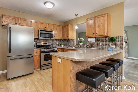 2154 Shiloh Pt SE, Grand Rapids, MI 49546 photo 11