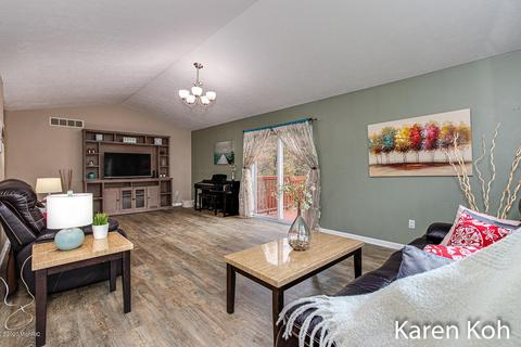 2154 Shiloh Pt SE, Grand Rapids, MI 49546 photo 7