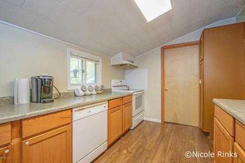 3085 S Derby Rd, Sidney, MI 48885 photo 13
