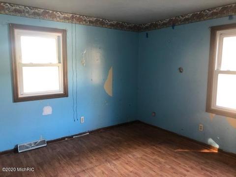 10560 Cascade Rd SE, Lowell, MI 49331 photo 7