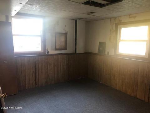10560 Cascade Rd SE, Lowell, MI 49331 photo 10