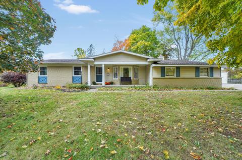 1011 Buttrick Ave SE, Ada, MI 49301 photo 1