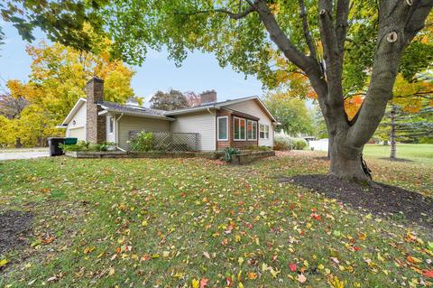 1011 Buttrick Ave SE, Ada, MI 49301 photo 6