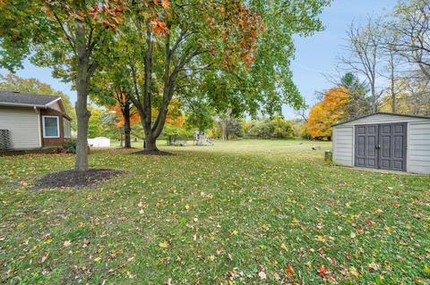 1011 Buttrick Ave SE, Ada, MI 49301 photo 4