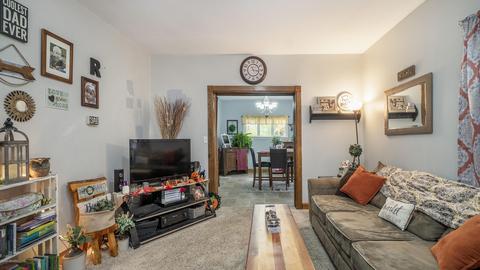 226 E Center St, Alma, MI 48801 photo 7